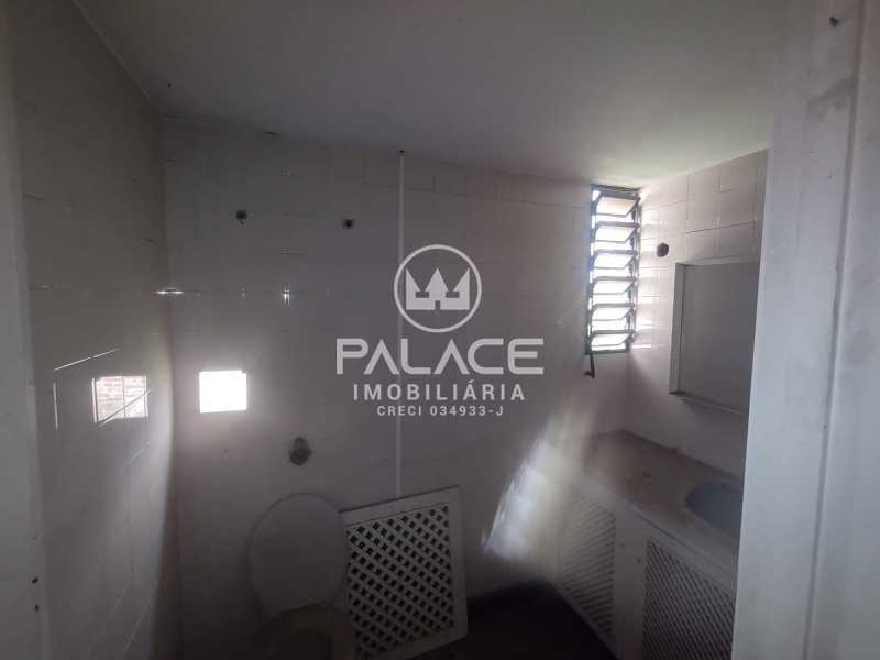 Imagens do imóveis Casa de rua : Sobrado / Residencial / Centro