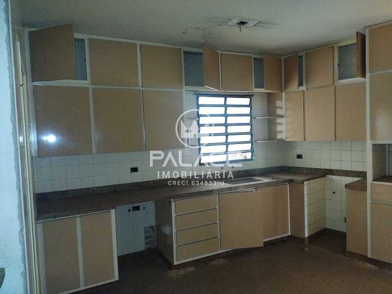 Imagens do imóveis Casa de rua : Sobrado / Residencial / Centro