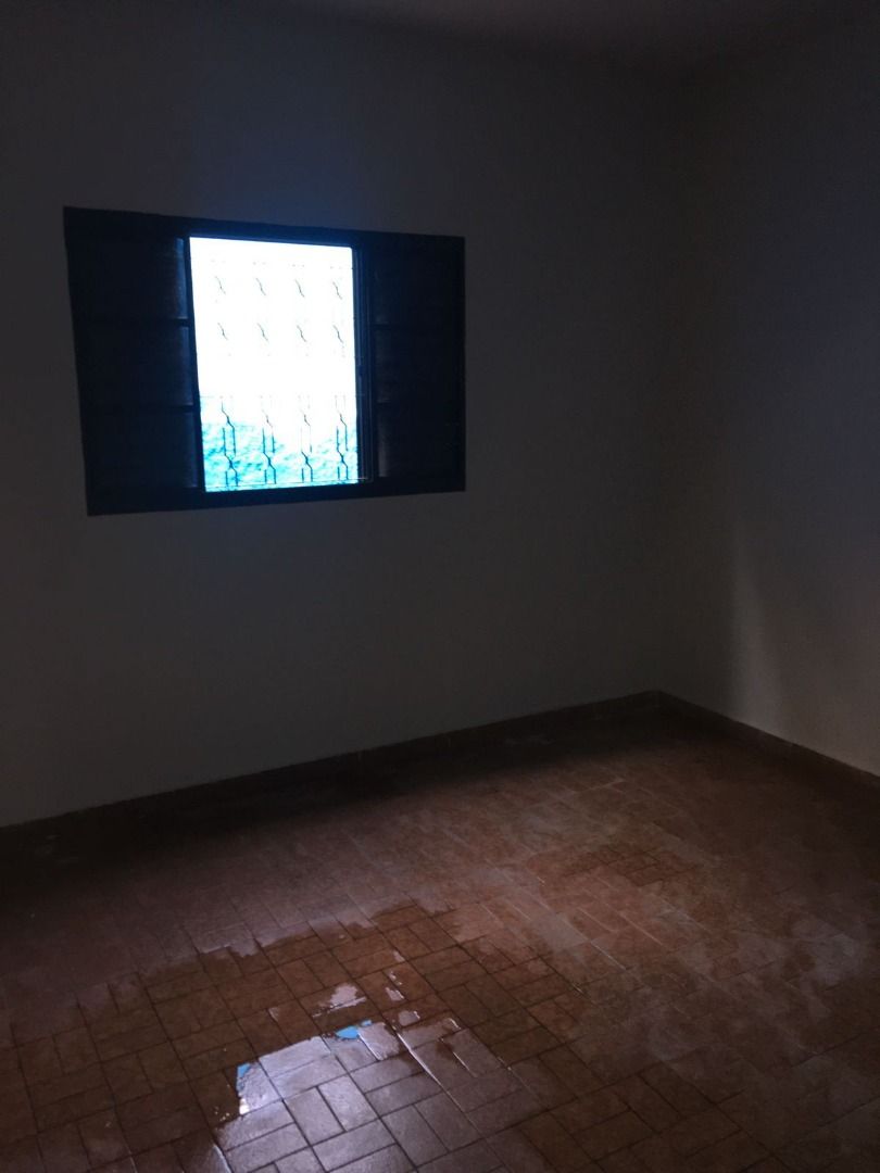 Casa com 2 dormitórios para alugar, 80 m²  - Matão - Piracicaba-SP