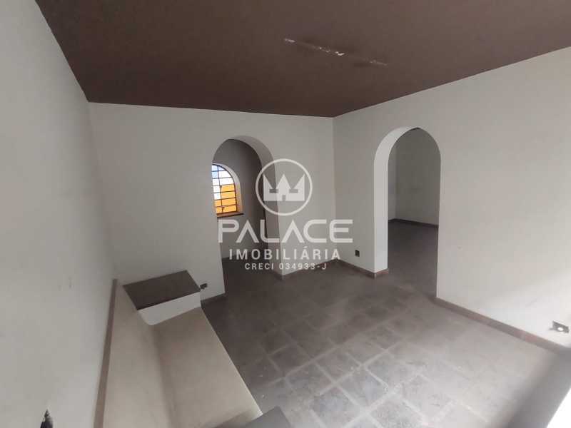 Imagens do imóveis Casa de rua : Sobrado / Residencial / Centro