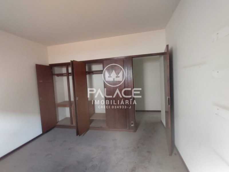 Imagens do imóveis Casa de rua : Sobrado / Residencial / Centro