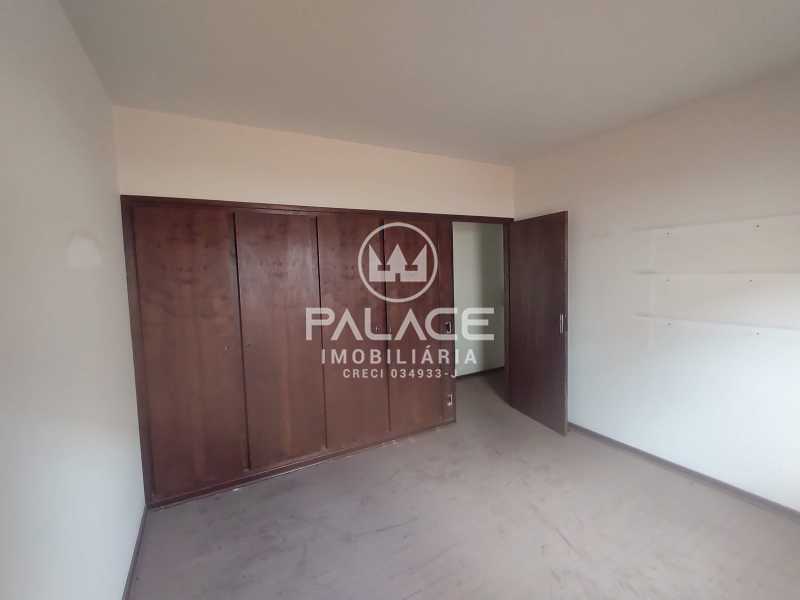 Imagens do imóveis Casa de rua : Sobrado / Residencial / Centro