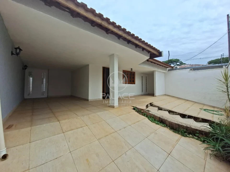 Casa, 4 quartos, 177 m² - Foto 1