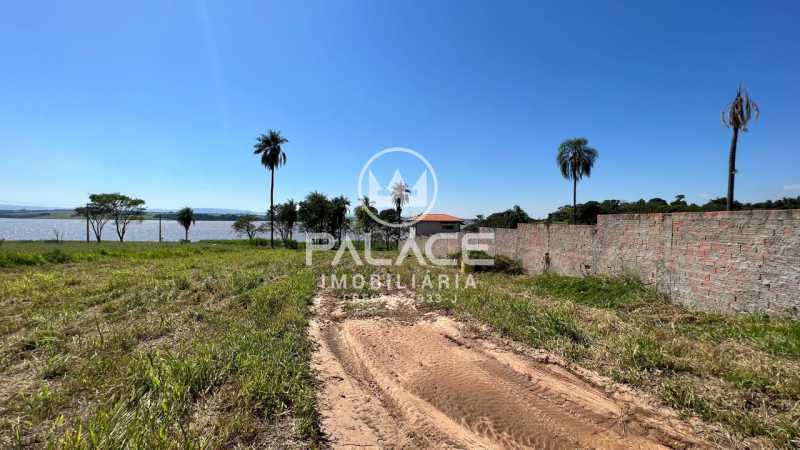 Imagens do imóveis terreno residencial à venda em zona rural, anhembi 1280m²