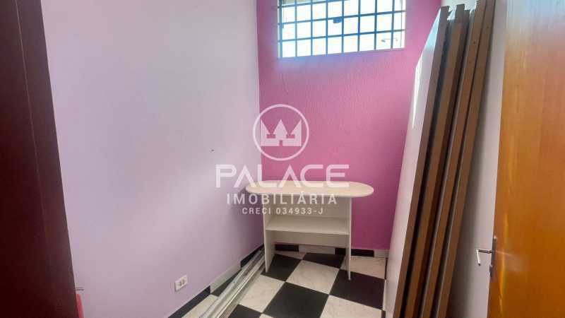 Imagens do imóveis Barracão :  / Comercial / Vila Industrial