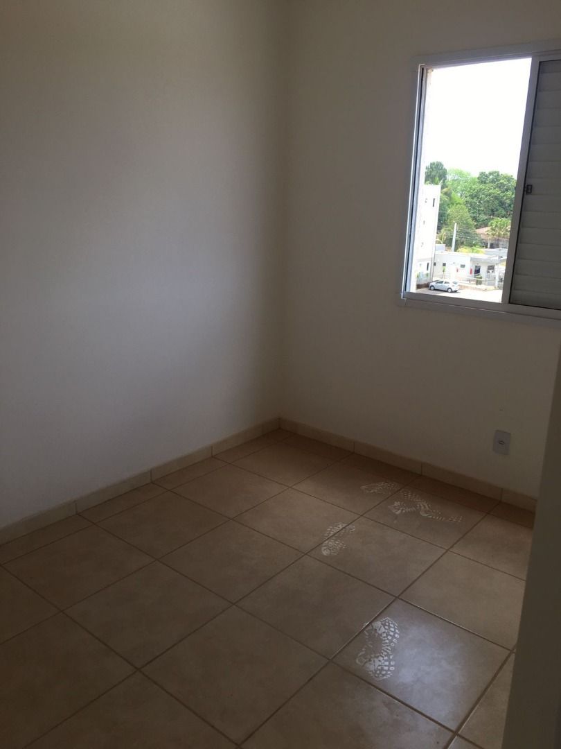 Apartamento com 2 dormitórios para alugar, 45 m² por RS 713,00-mês - Campestre - Piracicaba-SP