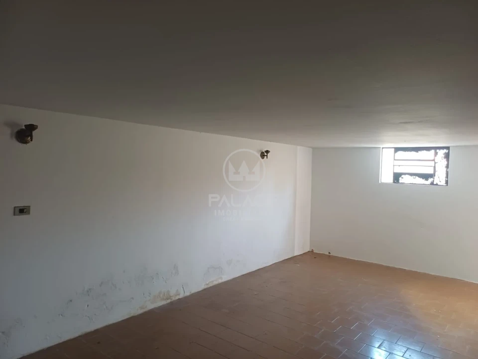 CASA A VENDA NO BAIRRO PIRACICAMIRIM