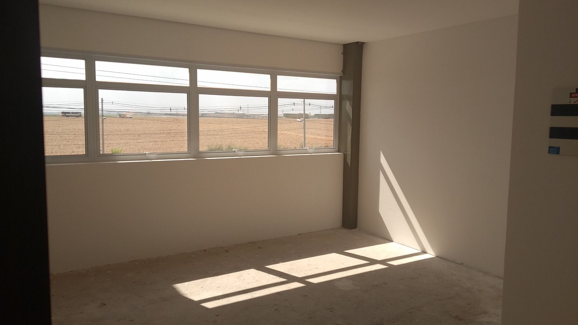 Imagens do imóveis sala comercial para alugar em reserva jequitibá, piracicaba 24m²