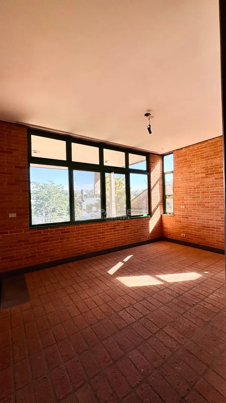 Linda Casa no Bairro São Dimas/Clube de Campo