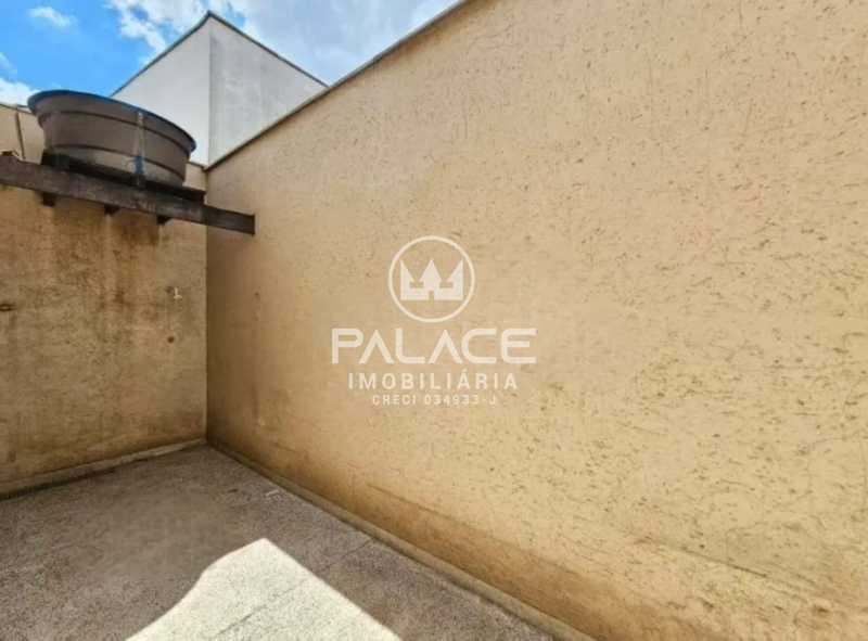 Imagens do imóveis Barracão :  / Comercial / Vila Industrial