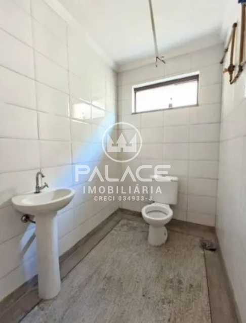 Imagens do imóveis Barracão :  / Comercial / Vila Industrial