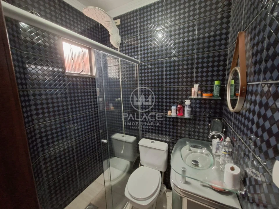 Casa a venda no kobayat libano