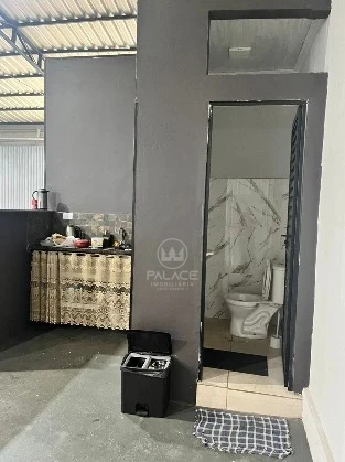 barracão em avenida