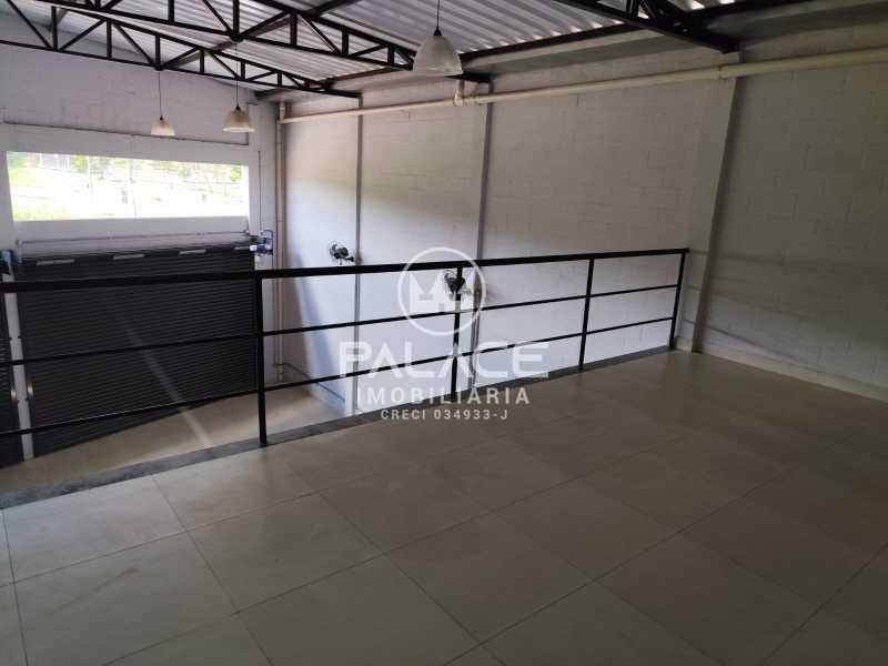 Imagens do imóveis Barracão :  / Comercial / Pompéia