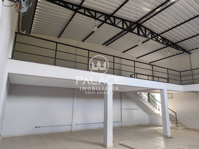 Imagens do imóveis Barracão :  / Comercial / Pompéia