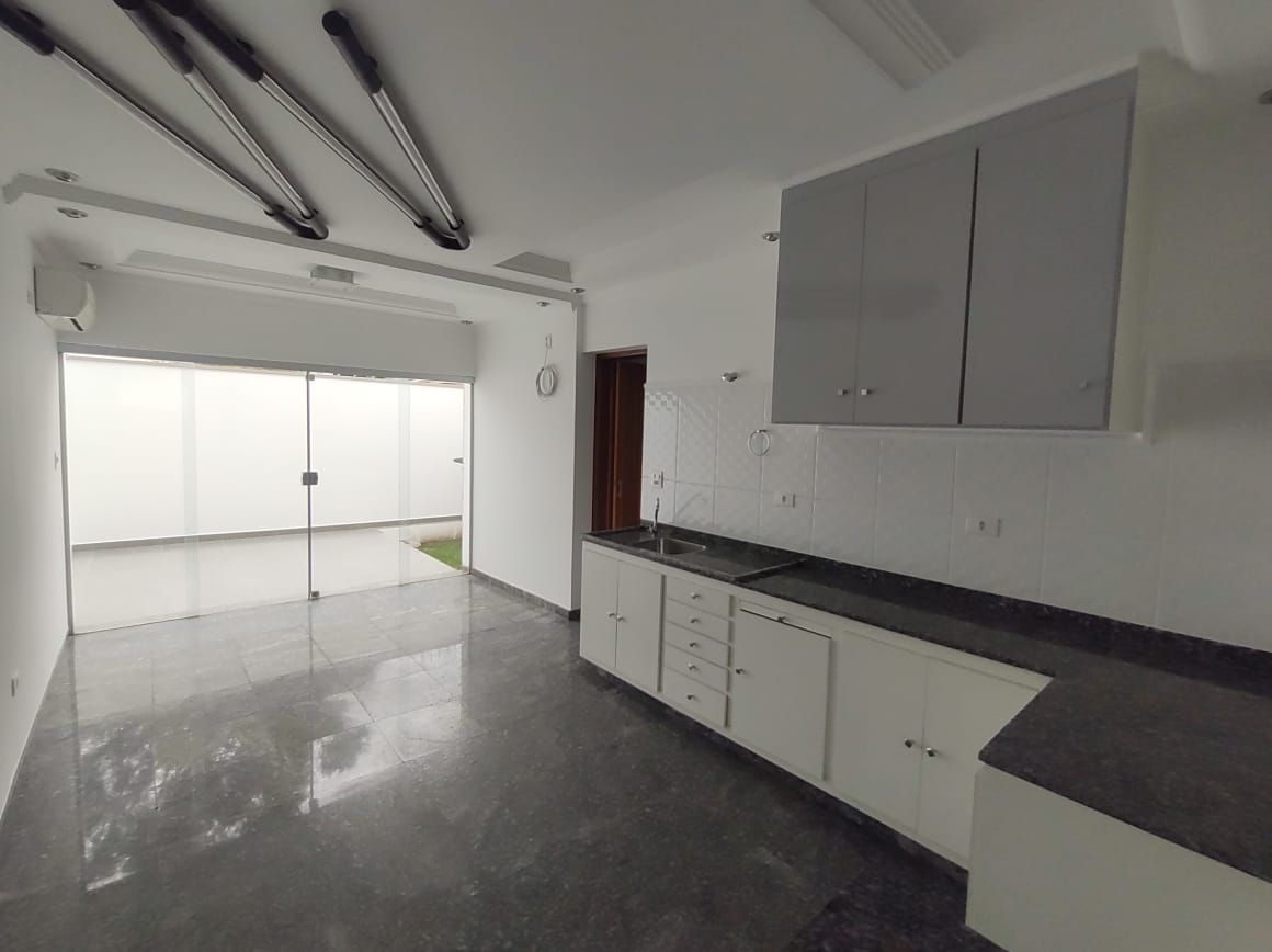 Casa no Centro, São Pedro — foto 2 de 18