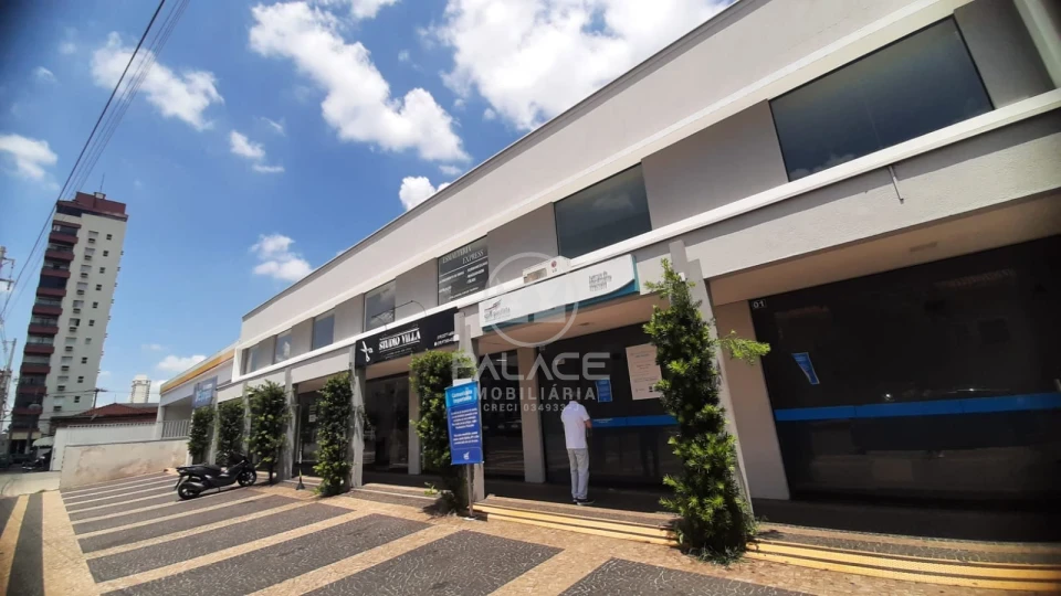 Prédio Inteiro, 70 m² - Foto 1