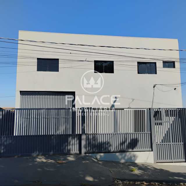 Imagens do imóveis Barracão :  / Comercial / Parque São Jorge