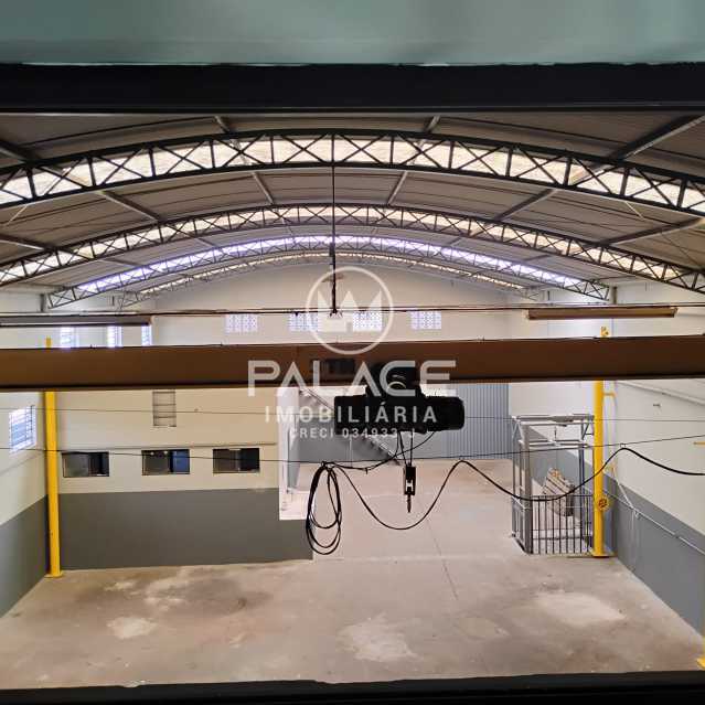 Imagens do imóveis Barracão :  / Comercial / Parque São Jorge