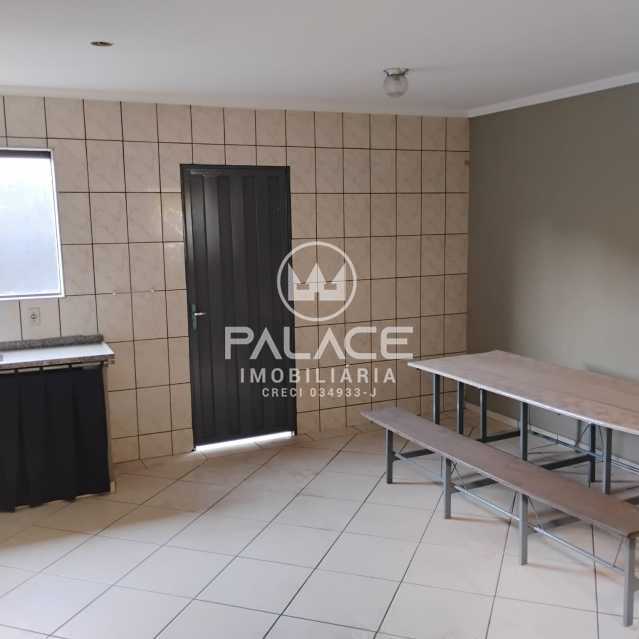 Imagens do imóveis Barracão :  / Comercial / Parque São Jorge