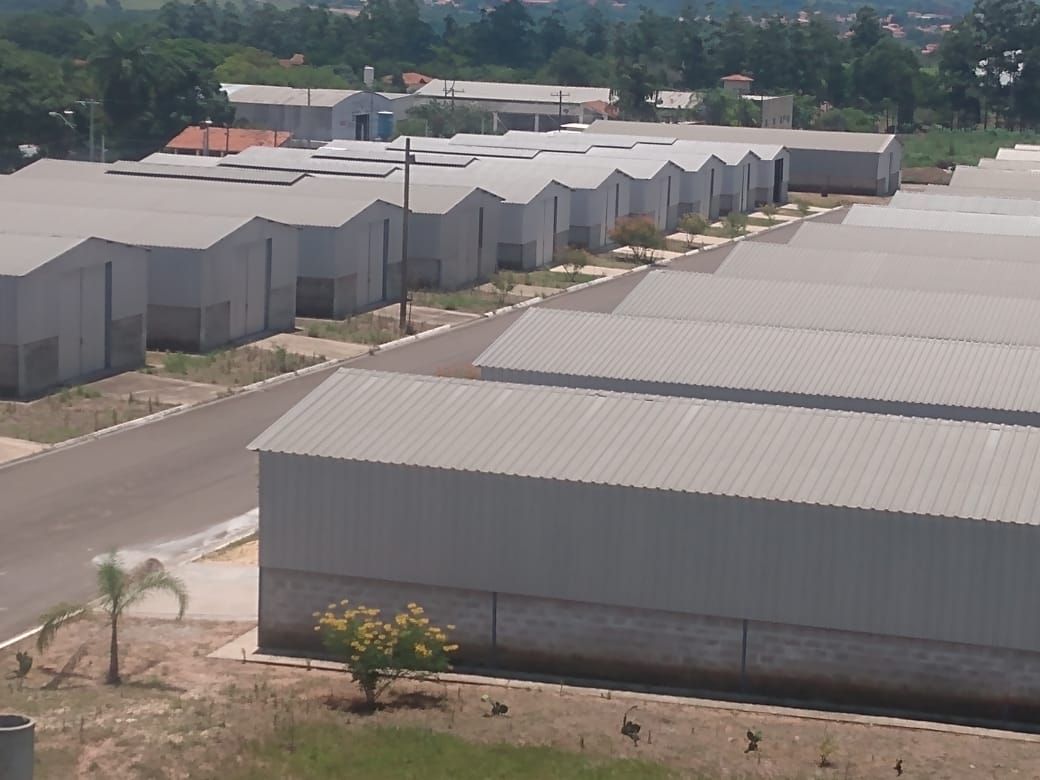 Imagens do imóveis Barracão para alugar, 250 m² por RS 1.800,00-mês - Vale Do Sol - São Pedro-SP