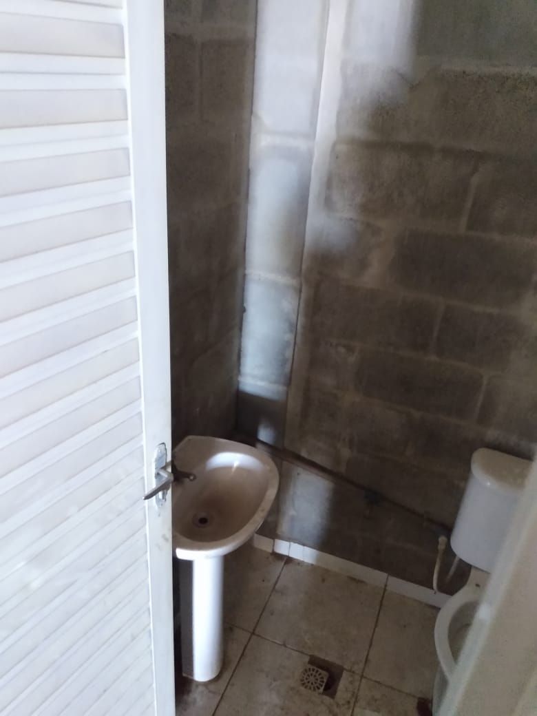 Imagens do imóveis Barracão para alugar, 250 m² por RS 1.800,00-mês - Vale Do Sol - São Pedro-SP