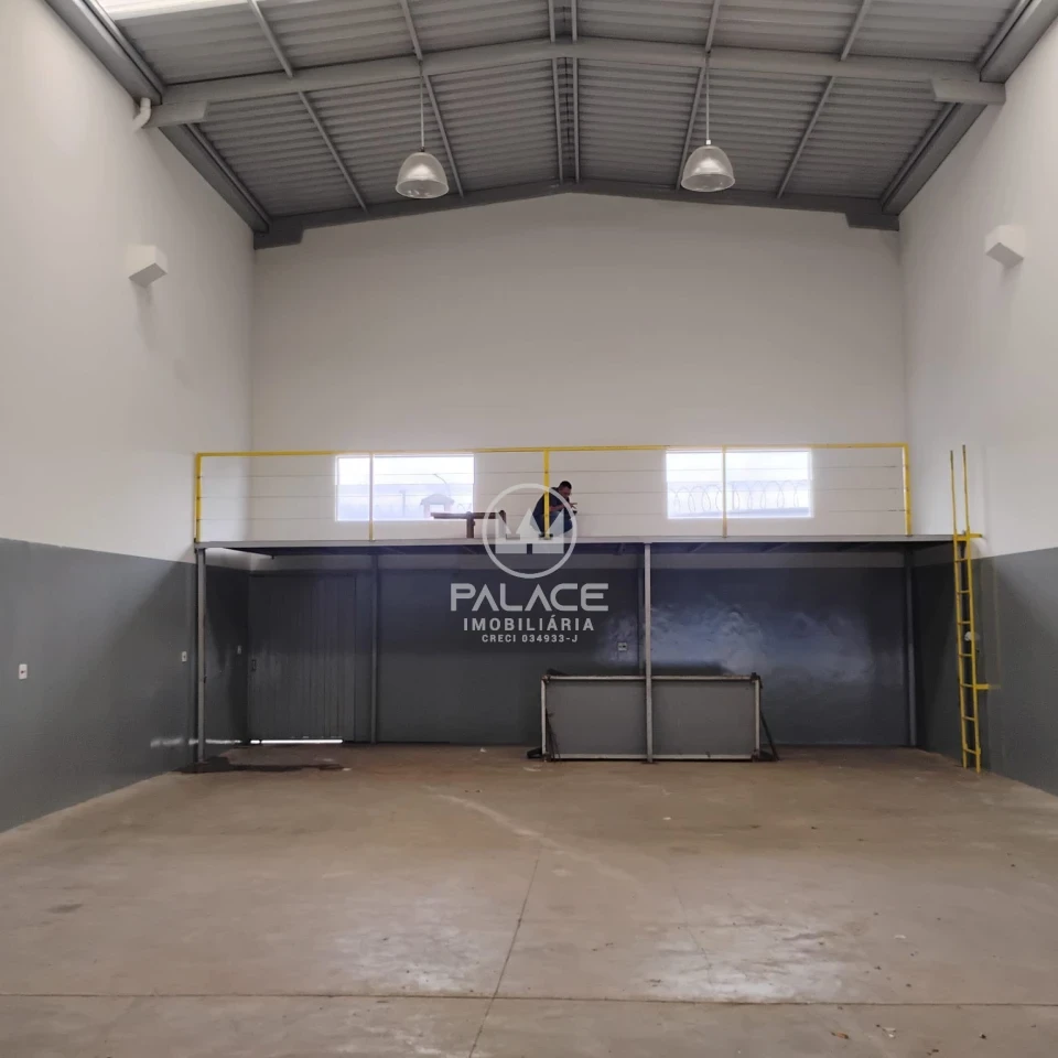 Barracão disponivel para locação no Bairro Vila Rezende