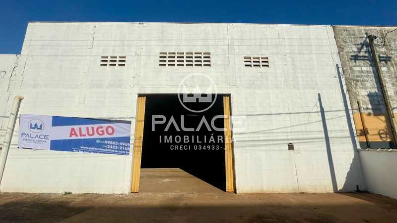 Imagens do imóveis Barracão :  / Comercial / Chácaras Água Branca