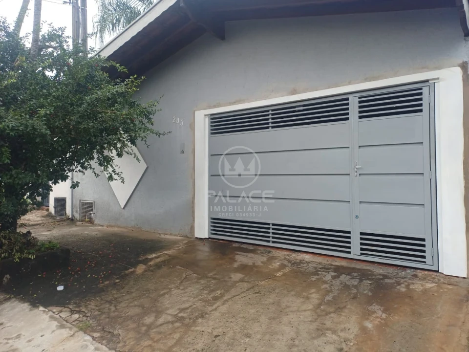 Casa a Venda no Bairro Jupiá