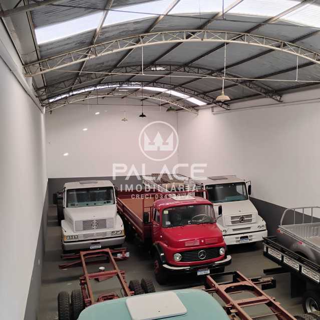 Imagens do imóveis Barracão :  / Comercial / Vila Pacaembu