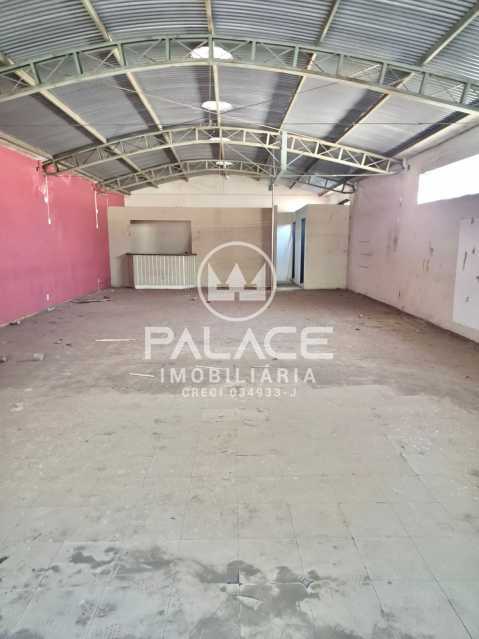 Imagens do imóveis Barracão :  / Comercial / Paulista