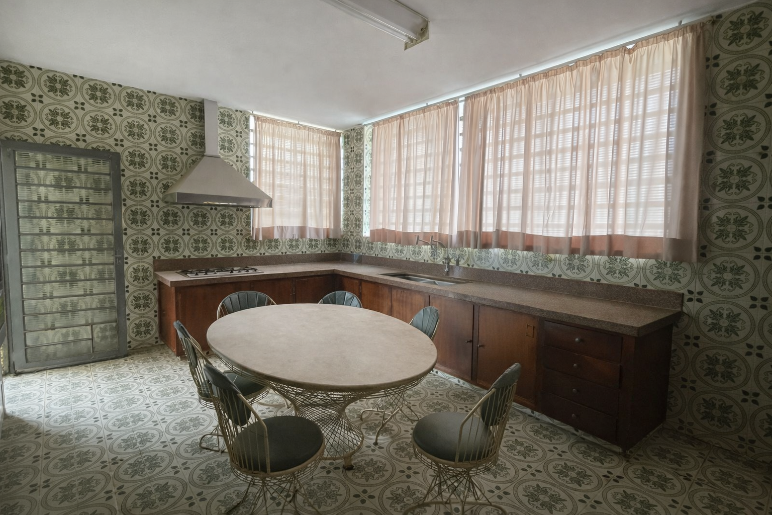 CASA / COMERCIAL / RESIDENCIAL / LOCACAO / CENTRO