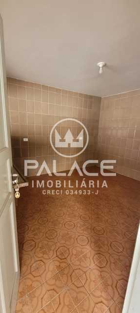 Imagens do imóveis casa à venda em residencial santa luzia, charqueada 3 quartos 200m²