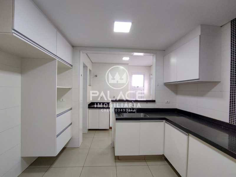 Imagens do imóveis Apartamento :  / Residencial / Alto