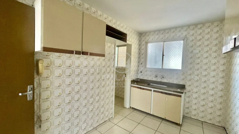 APARTAMENTO PRA LOCACAO ED VERMONT - BAIRRO ALTO