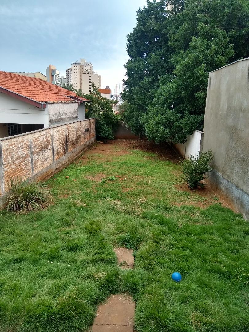 Casa com 3 dormitórios para alugar / Centro