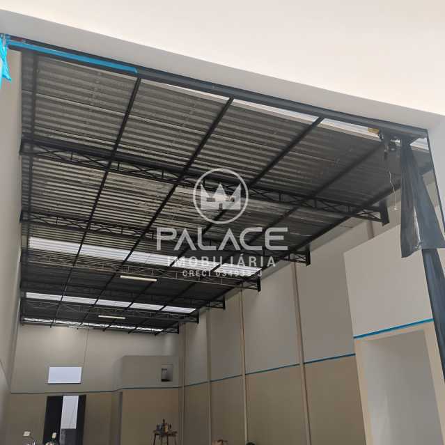 Imagens do imóveis Barracão :  / Comercial / Piracicamirim