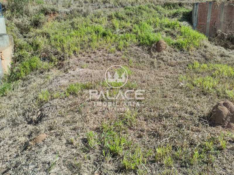 Imagens do imóveis lote à venda em vila darcy, laranjal paulista 200m²
