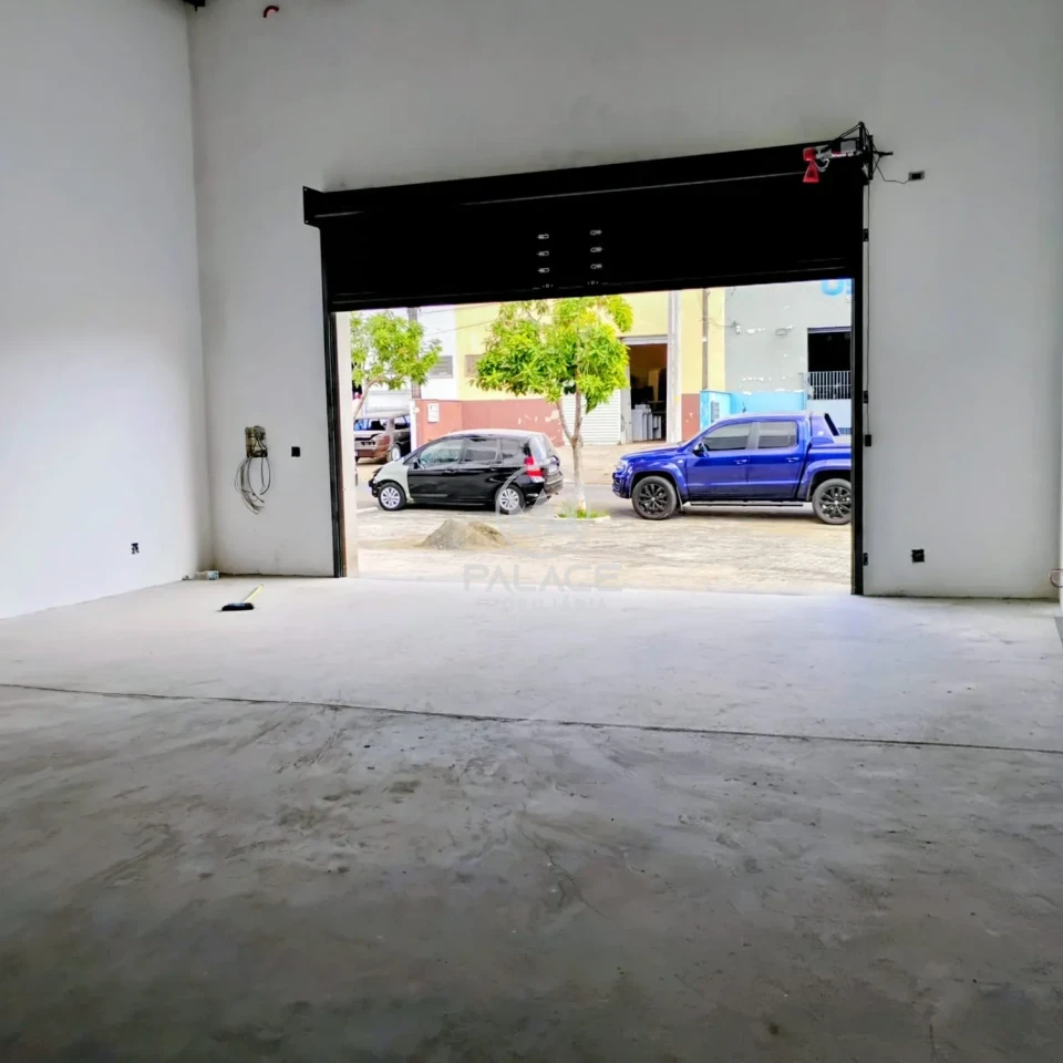 Barracão disponivel para locação