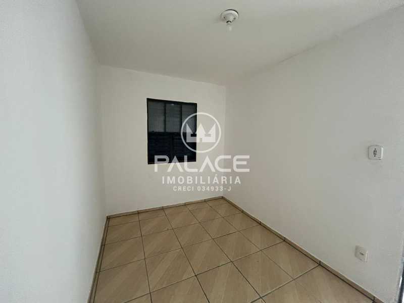 Casa de rua :  / Residencial / Vila Industrial