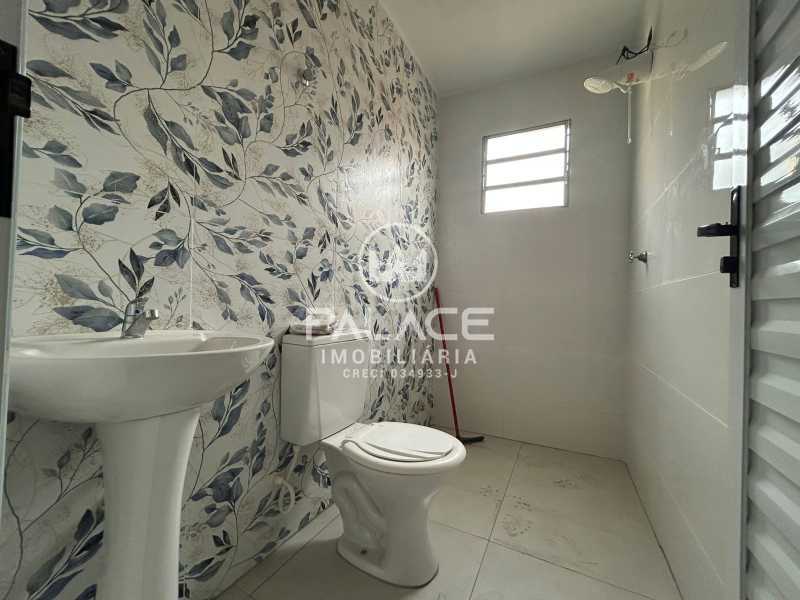 Casa de rua :  / Residencial / Vila Industrial