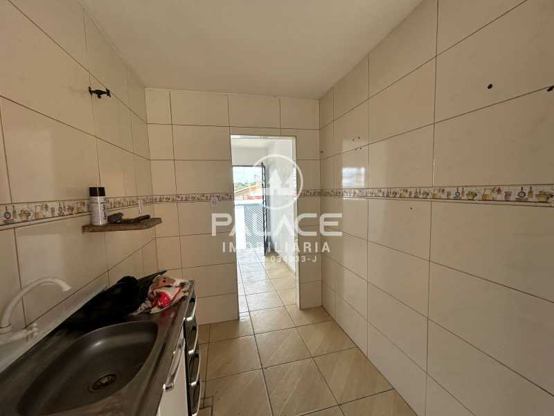 Casa de rua :  / Residencial / Vila Industrial