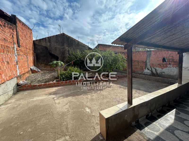 Casa de rua :  / Residencial / Vila Industrial