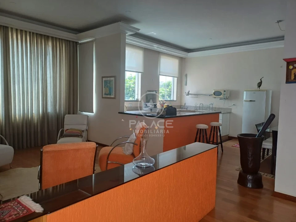 CASA A VENDA NO BAIRRO CASTELINHO