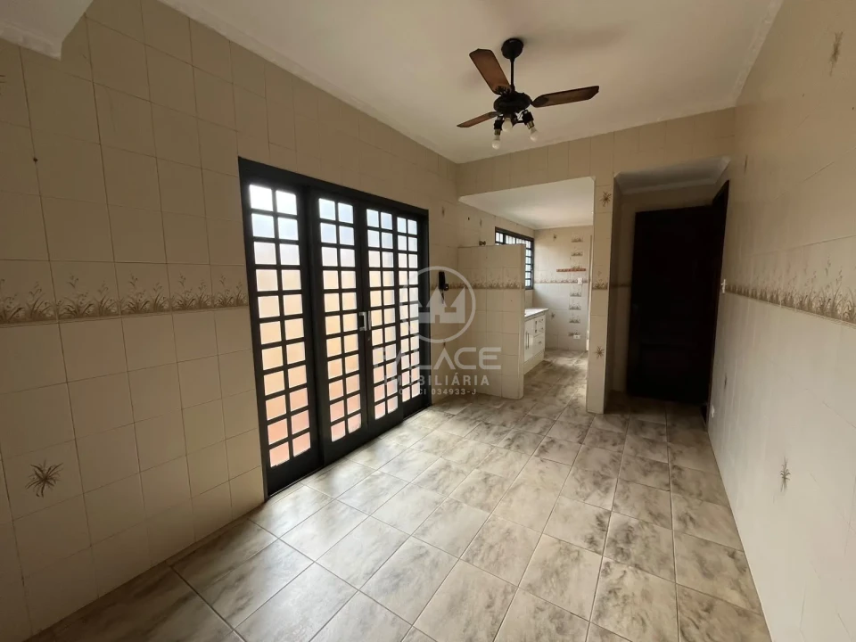 CASA COM PISCINA PARA LOCAÇÃO NO CENTRO DE PIRACICABA