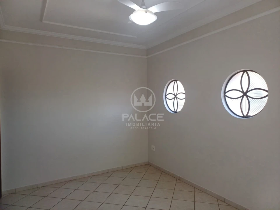 CASA A VENDA NO BAIRRO PIRACICAMIRIM