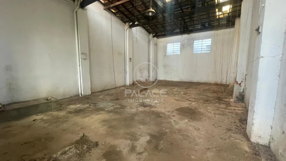 BARRACAO / GALPAO  PARA VENDA OU LOCAÇÃO / REGIAO CENTRAL / PIRACICABA