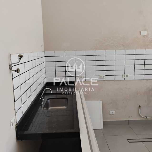 Imagens do imóveis Barracão :  / Comercial / Santa Terezinha