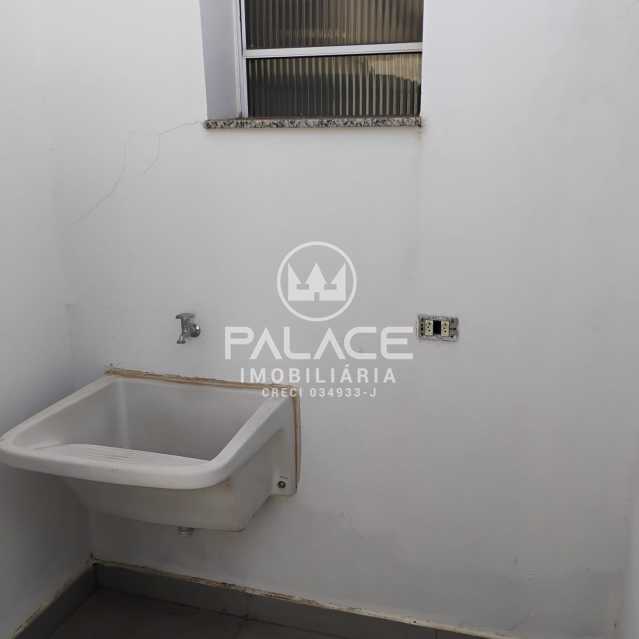 Imagens do imóveis Barracão :  / Comercial / Santa Terezinha