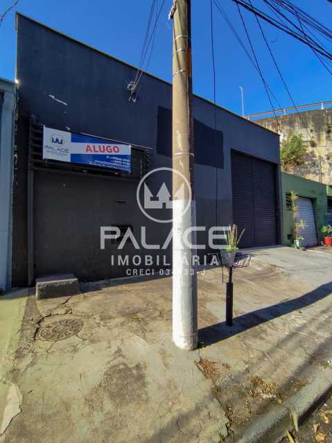 Imagens do imóveis Barracão :  / Comercial / São Luiz